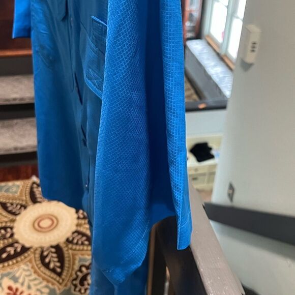 EUC Vibrant Men's Blue Quick Dry Shirt by ClearWater Outfitters Size Medium #275 - Picture 3 of 6